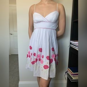 RUBY ROX (GUC)✨WHITE & PINK FLORAL DRESS